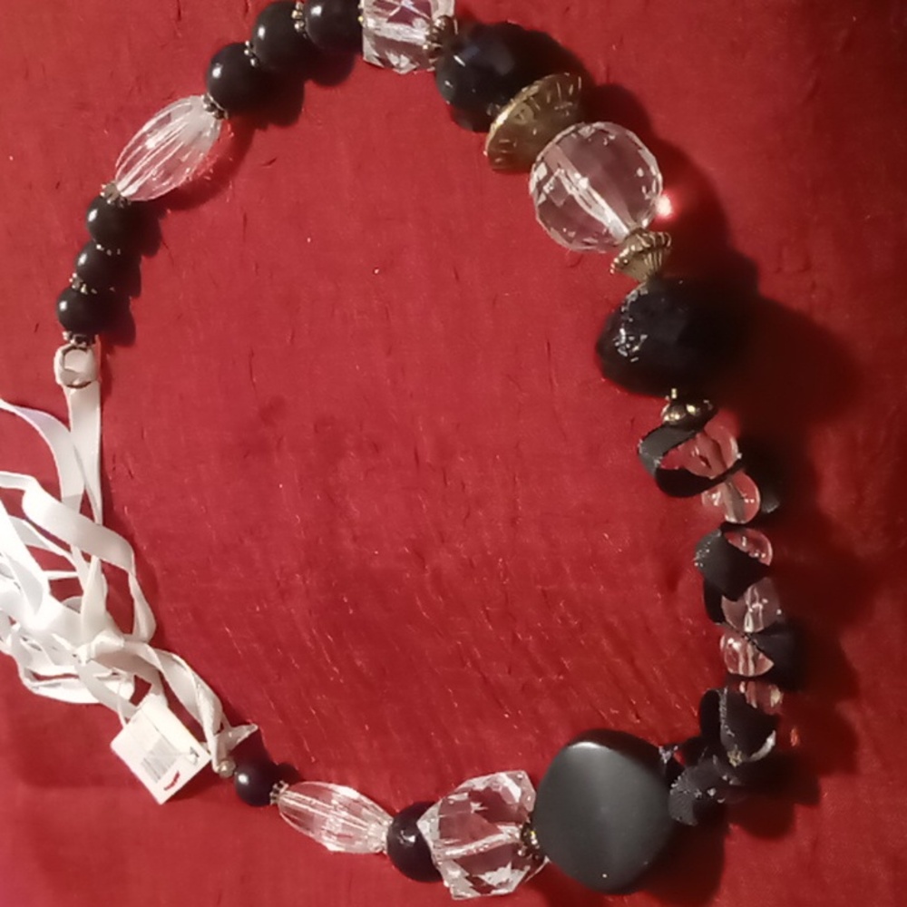 Two's company designer chunky beaded tie back necklace adjustable lengths